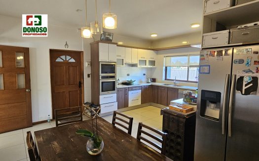 Venta Casa 4D 3B, Sector Portal de la Frontera